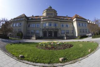 Bild: Der Botanische Garten - Hauptgebäude