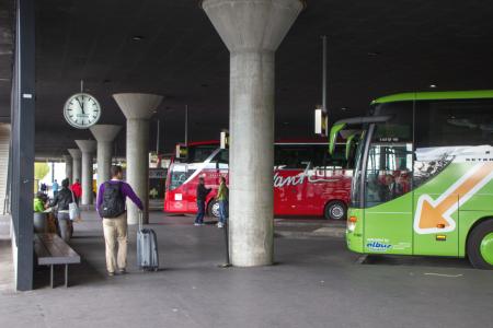 Arrival & departure of the buses