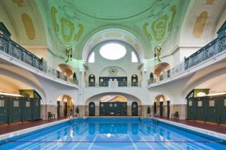 Bild: Mueller´sches Volksbad - kleine Schwimmhalle