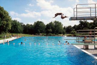 Picture: Westbad, outdoor pool