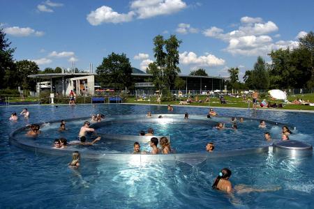 Westbad, outdoor pool